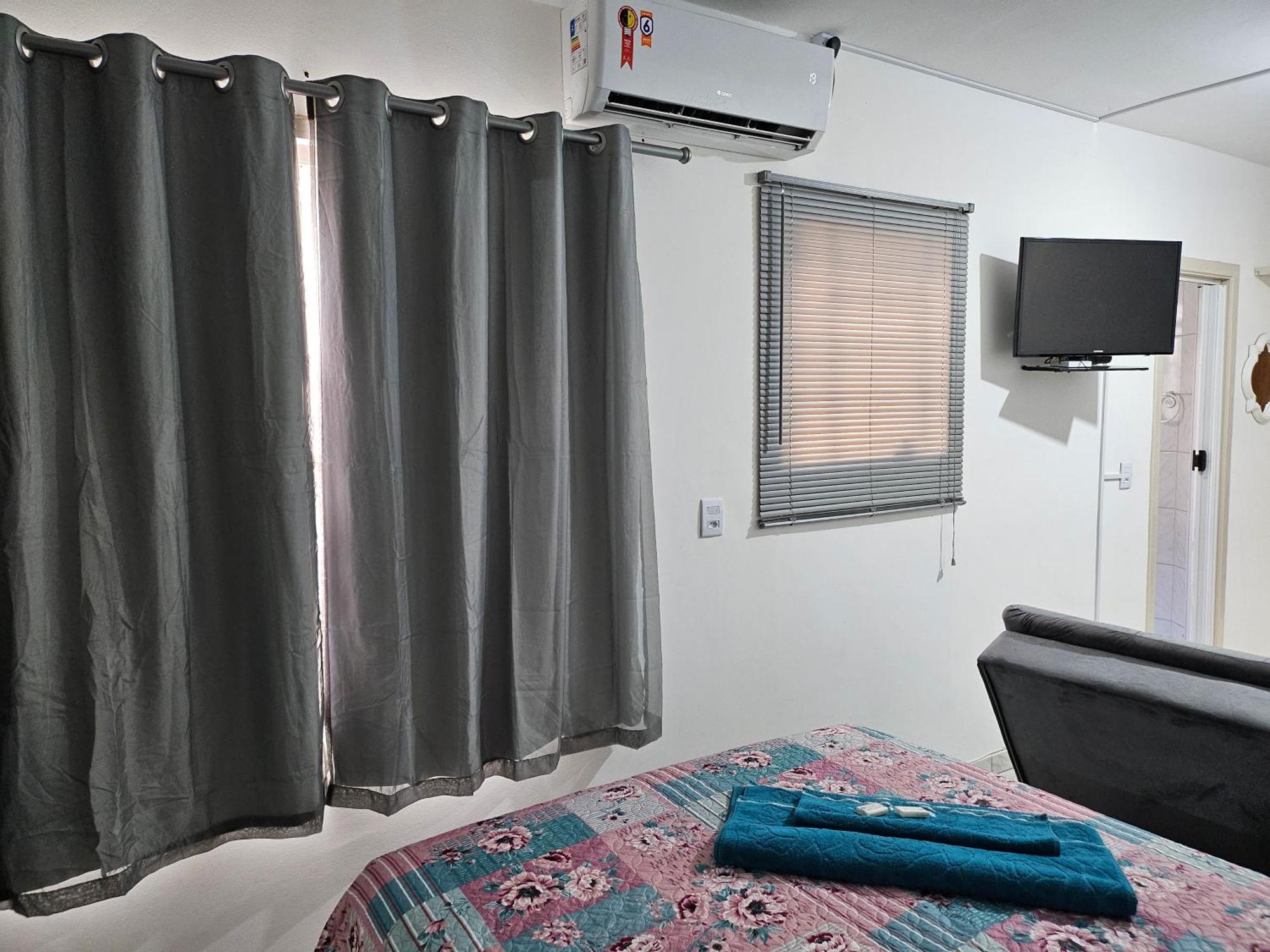 Consulado Americano Apartamento 50 Metros Da Entrada Para Visto Consulado Eua Porto Alegre Com Garagem Extérieur photo